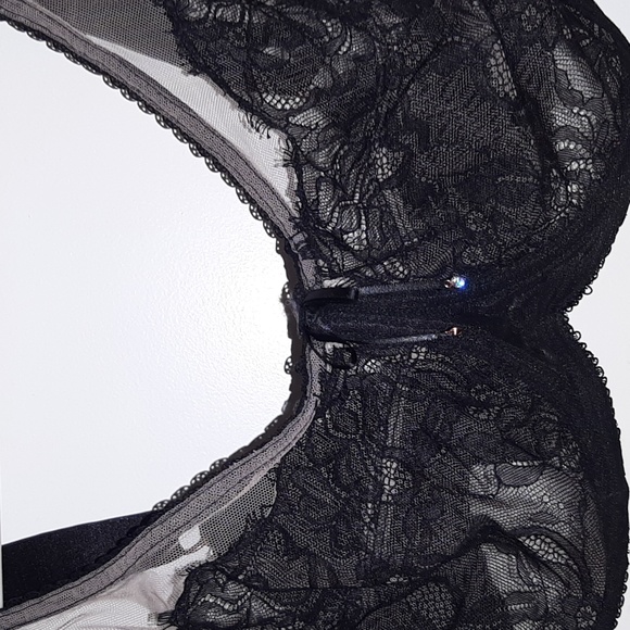 Bra - Picture 2 of 7